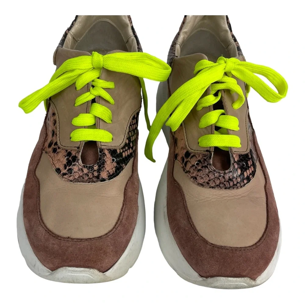 Twin-Set Milano (Italy) Leather Snake Platform Sneakers‎ Size 40 (US 9)
